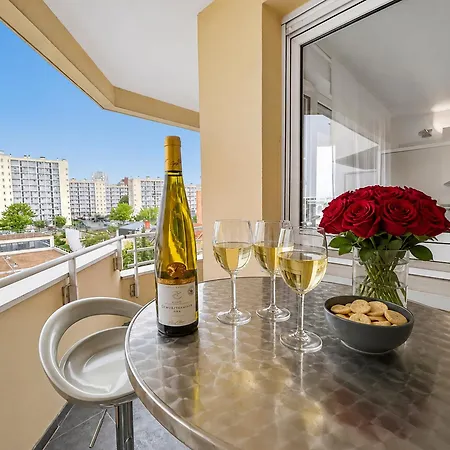 Porte De Paris, Spacieux T3, Terrasse Et Parking